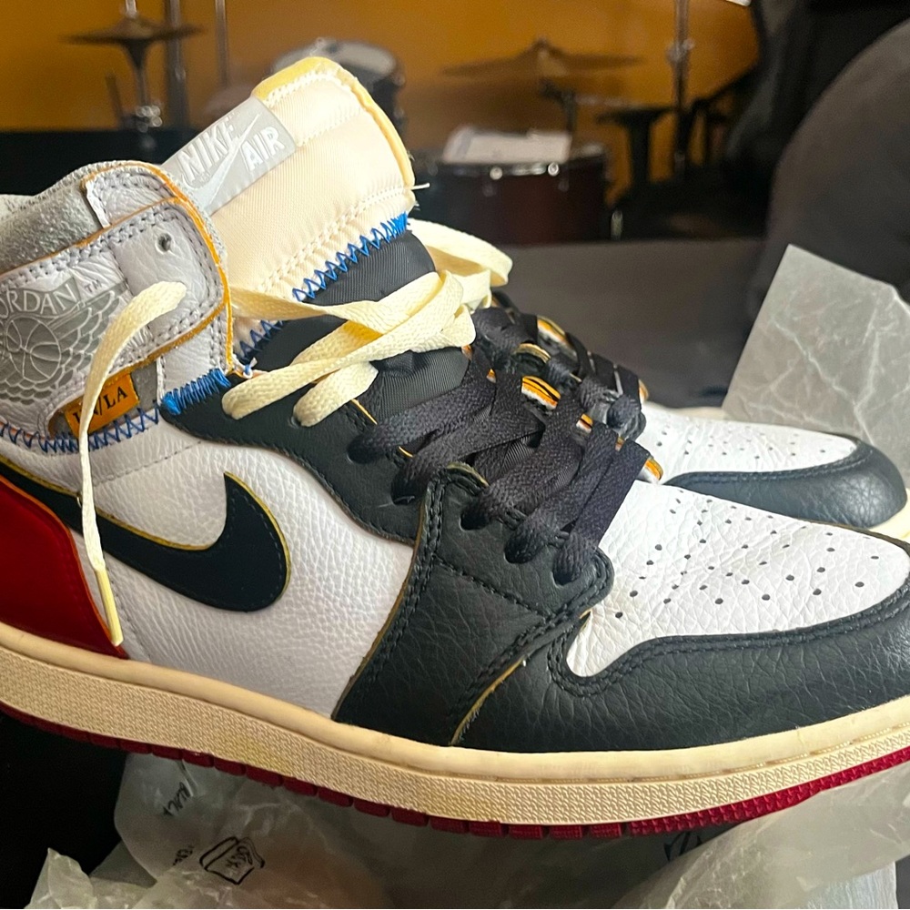 Jordan 1 high union/ la new with box